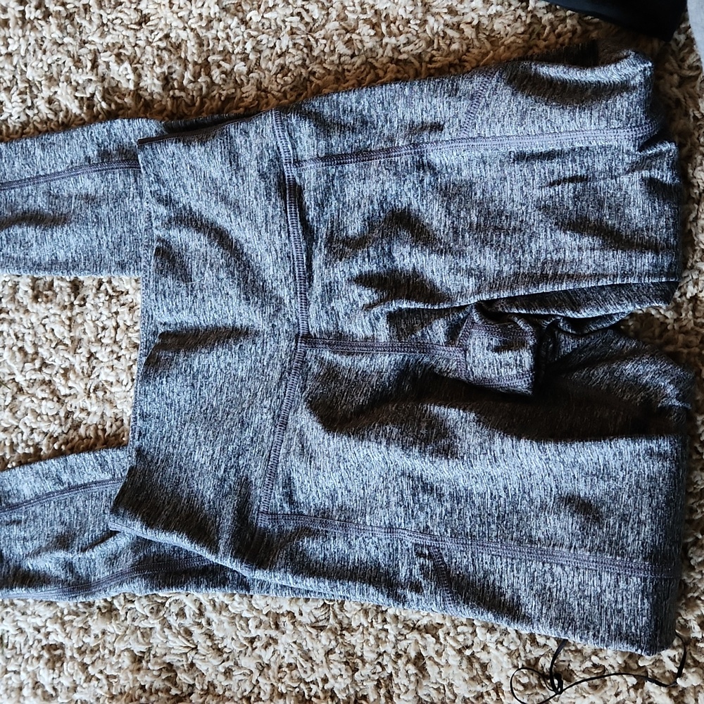 Bundle of 2 leggings womans size XS aerie and offline by Arie - Picture 2 of 6